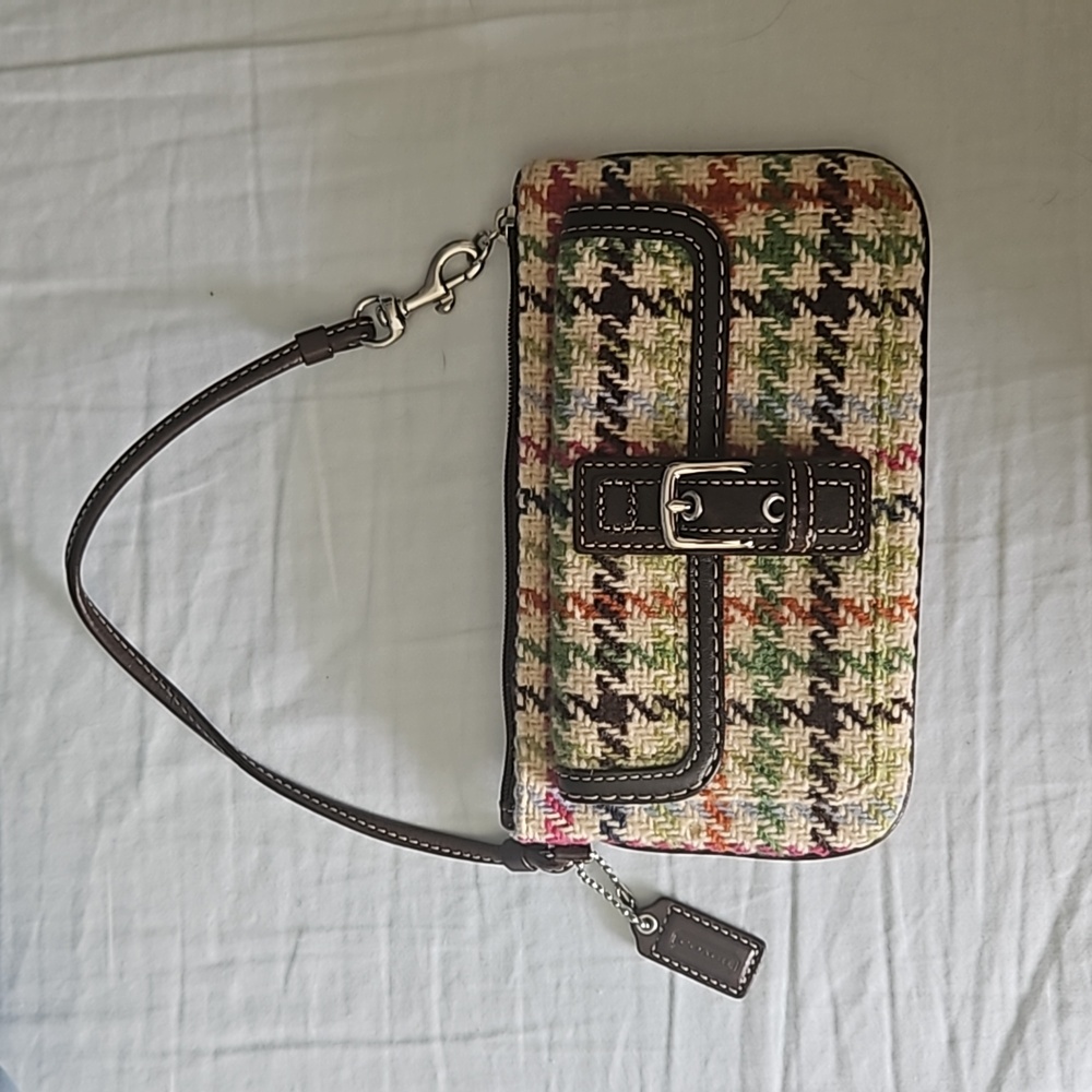 Coach wristlet purse/wallet vintage